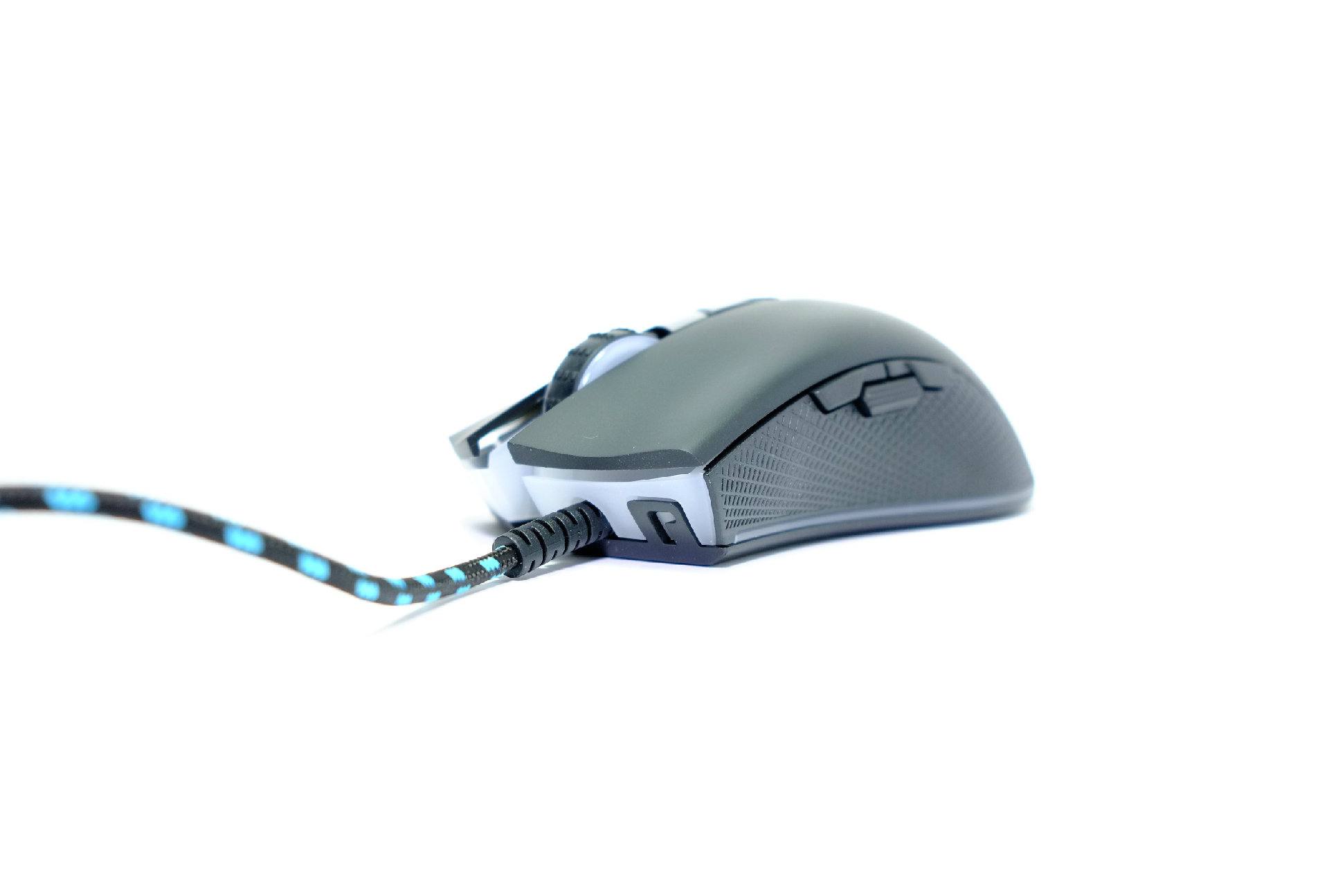 PMW3310 센서와 리얼 RGB가 탑재 가성비 좋은 게이밍 마우스, 리줌 Z800 > 유저 칼럼 | 퀘이사존